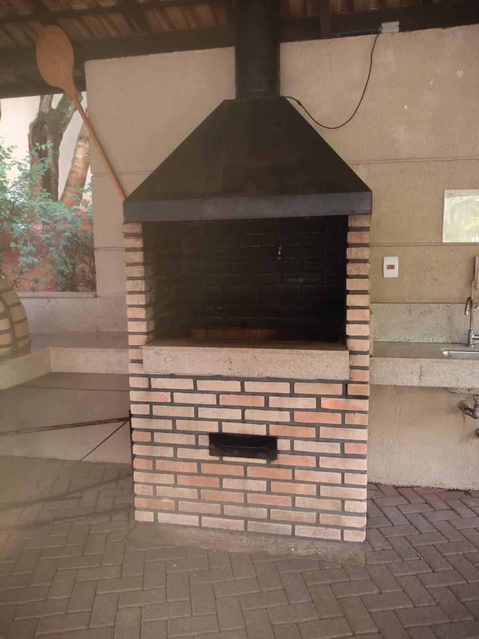 Churrasqueira de Mesa 1